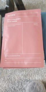 M***a review photo