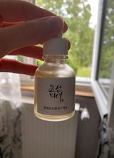 Hind review photo