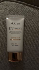 Ayila review photo