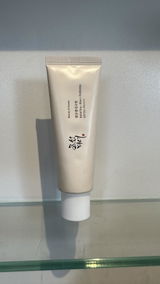 Jade v.P. review photo