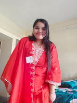 Sneha Gupta review photo