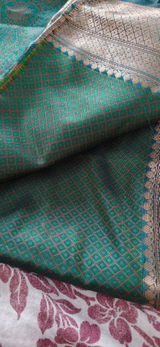 Ritika review photo