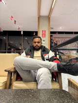 Owais Siddiqui review photo