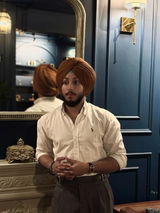Ishaan review photo