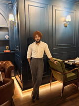 Ishaan review photo