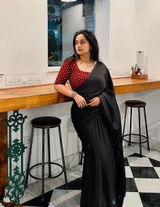 Riya Debroy review photo