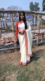 Divya Tripathi review photo