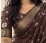 Pooja Patil review photo