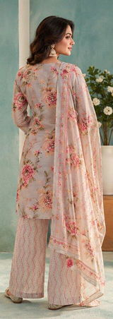 Simran Patil review photo
