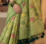 Neha Kulkarni review photo