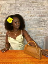 Olivia review photo