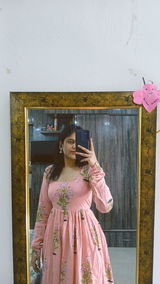 Rashmi . review photo