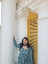Sanjana review photo