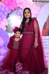 Shruti review photo