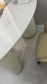 Leona R review photo