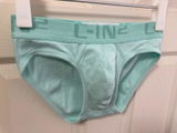 M. review photo