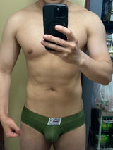 N. review photo