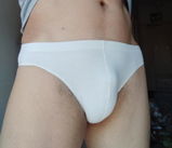 M. review photo