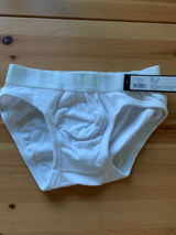 K. review photo