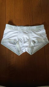 M. review photo