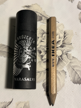 Elska þennan varasalva. Breiður og gerir varirnar mjúkar og fínar lengi á eftir.💖 review photo