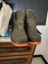 Botas de montaña y caza Chiruca Cedro HI VIS 01 Gore-Tex