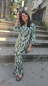 isha sharma review photo