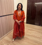Amita Nayyar review photo