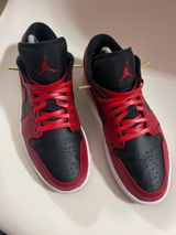 AJ Lavilla review photo