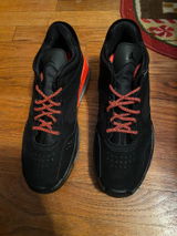 Victor Lorenzo review photo
