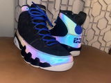 O713 review photo