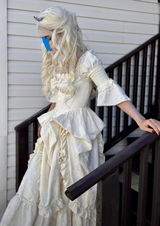 queen lili review photo