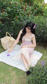 Jesslyn Thevania review photo