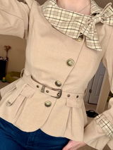 Courtney review photo