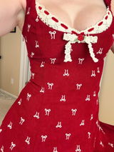 Courtney review photo
