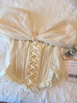 Courtney review photo