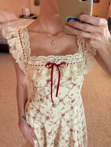 Courtney review photo