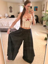 Courtney review photo