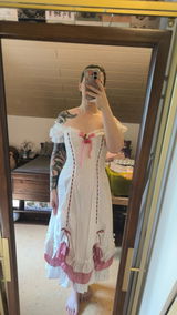 Vanessa review photo