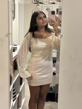 Aila Ovais review photo
