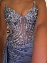 Danica Loaiza review photo
