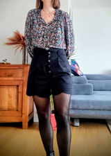 Val review photo