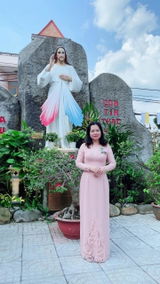 Linh Chi review photo