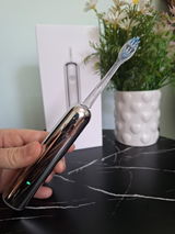 Loredana Glavan review photo