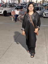 Nidhi Aggarwal review photo