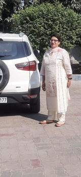 NEERA KHANNA review photo