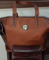 Lee review photo