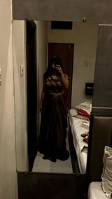 Komal Shukla review photo