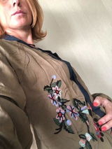 T***a review photo