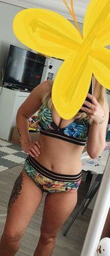 P***a review photo
